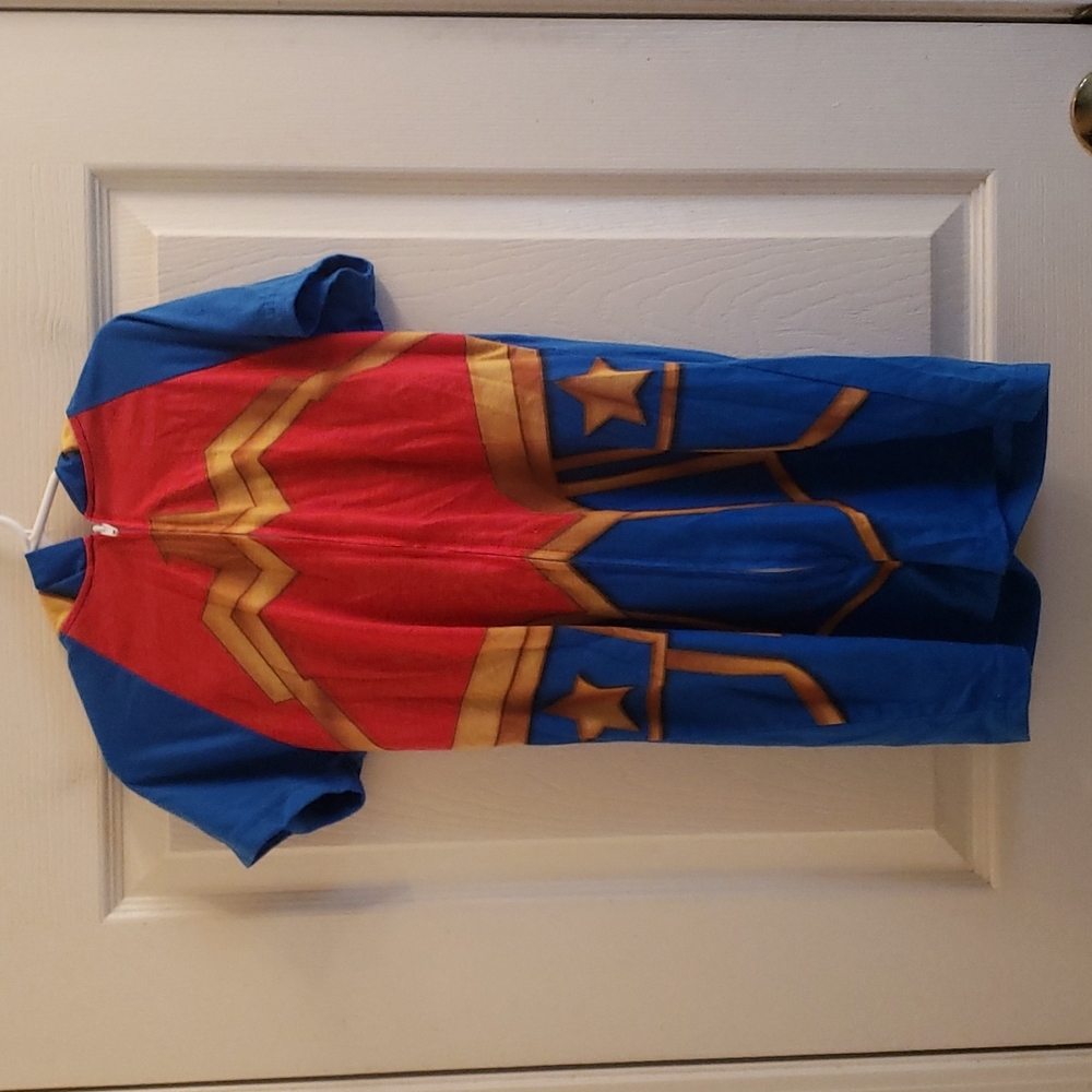 🖤5/$12 Wonder Woman Hooded Costume Onesie Size Small